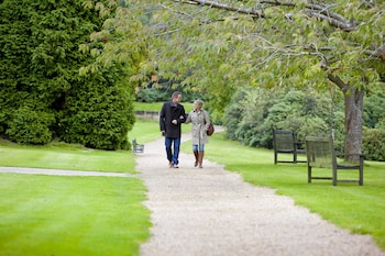 Ashdown Park Hotel & Country Club,East Sussex>>East Grinstead,4 star