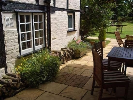 the new inn kidmore end