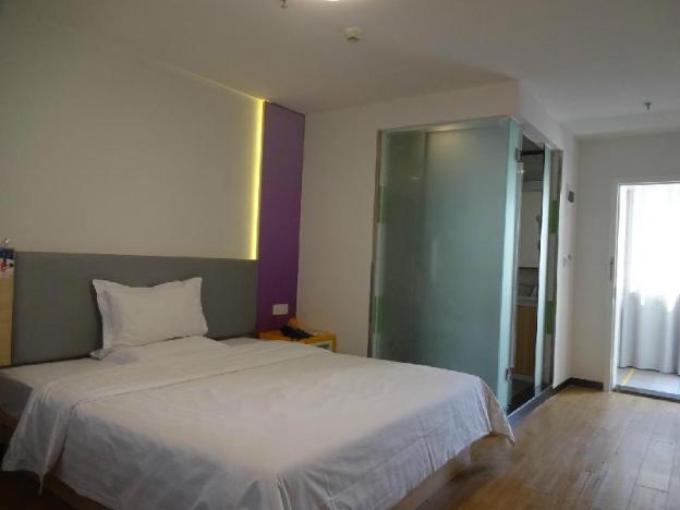 7 days inn qinzhou bus station