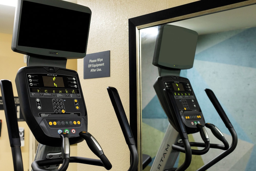 candlewood suites colonial heights fort lee by ihg