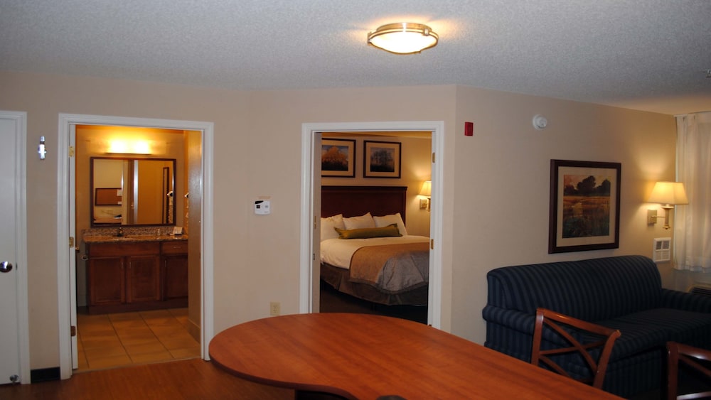 candlewood suites colonial heights fort lee by ihg