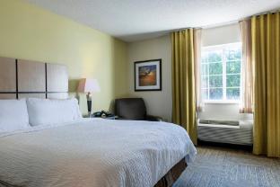 candlewood suites colonial heights fort lee by ihg