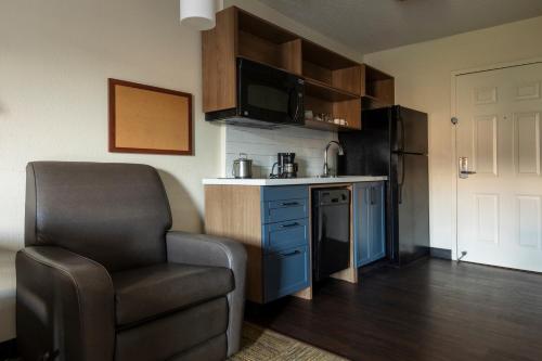 candlewood suites colonial heights fort lee by ihg