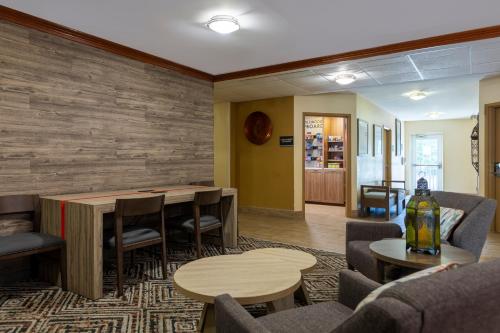 candlewood suites colonial heights fort lee by ihg