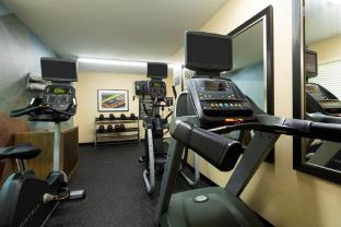 candlewood suites colonial heights fort lee by ihg