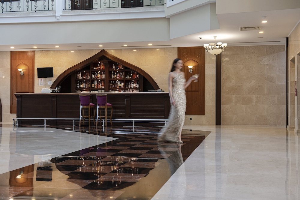 crowne plaza hotel antalya by ihg