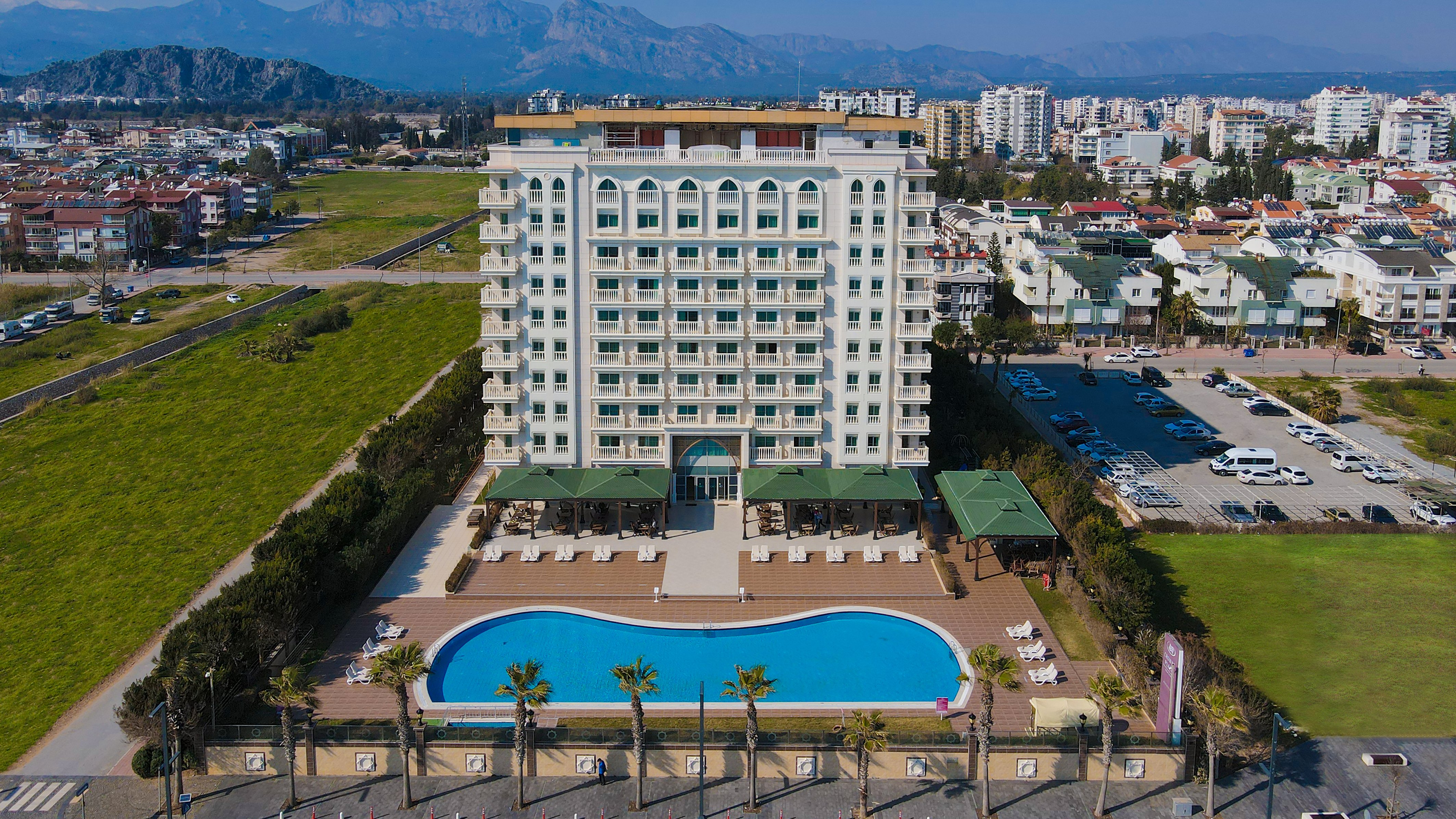 crowne plaza hotel antalya by ihg