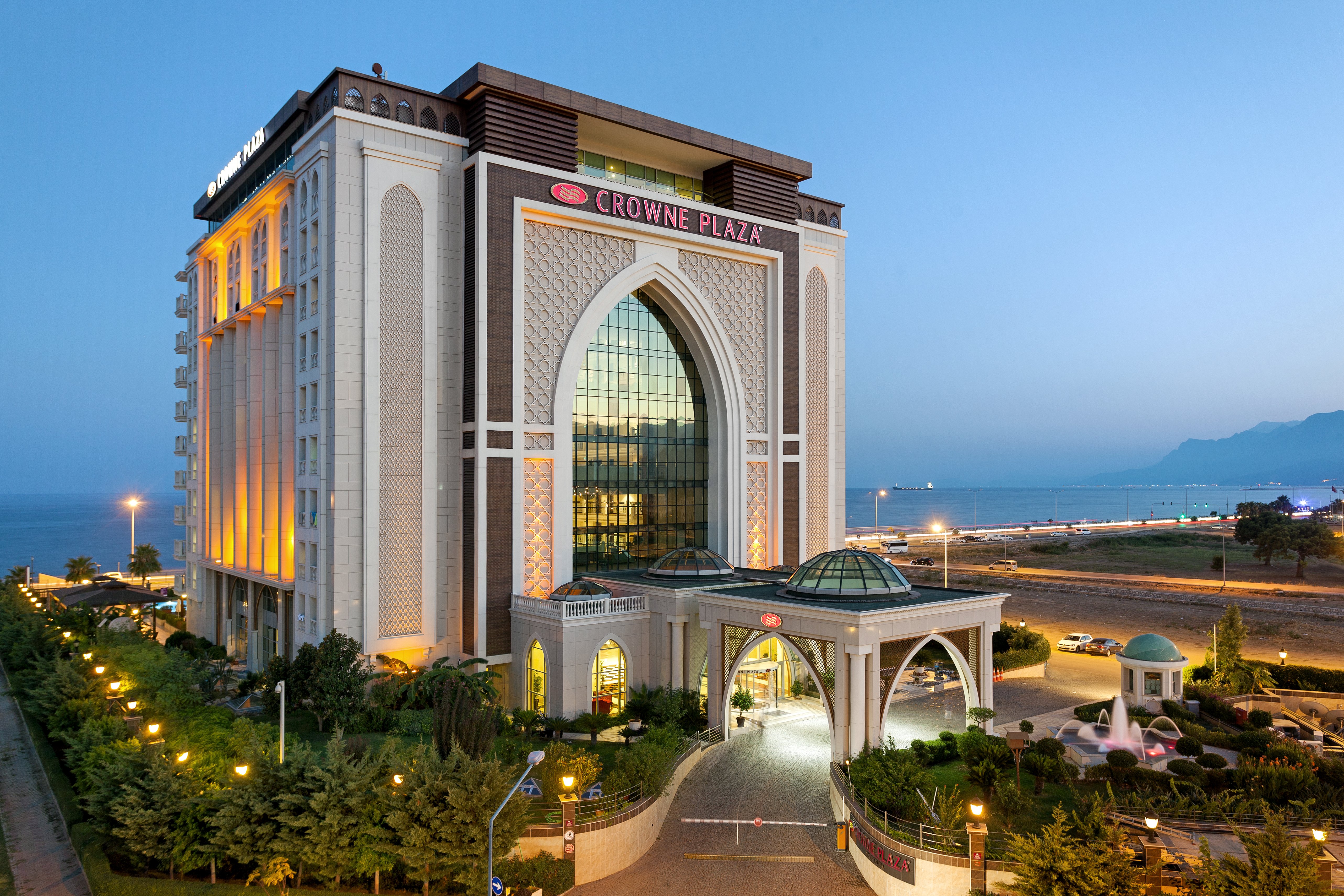 crowne plaza hotel antalya by ihg