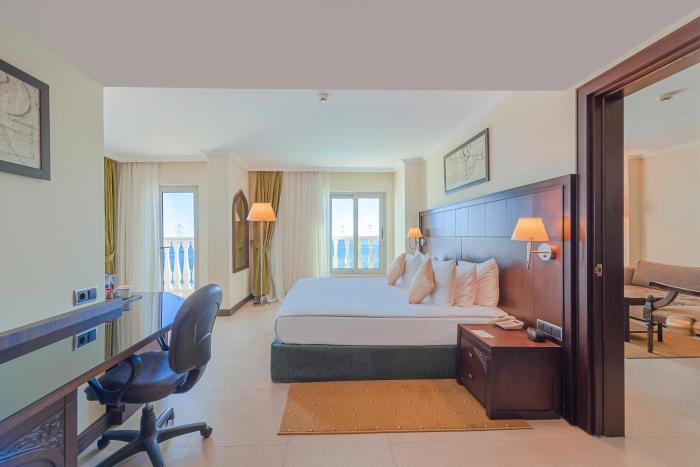 crowne plaza hotel antalya by ihg