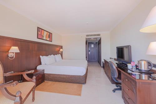 crowne plaza hotel antalya by ihg