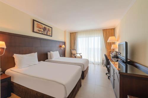 crowne plaza hotel antalya by ihg