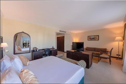 crowne plaza hotel antalya by ihg