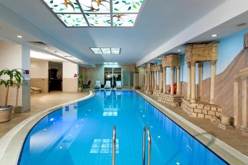 crowne plaza hotel antalya by ihg