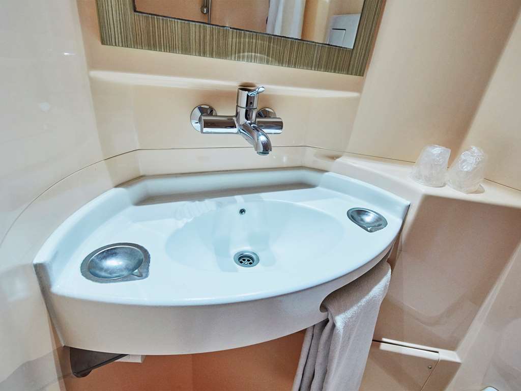 hotel premiere classe melun senart vert saint dennis