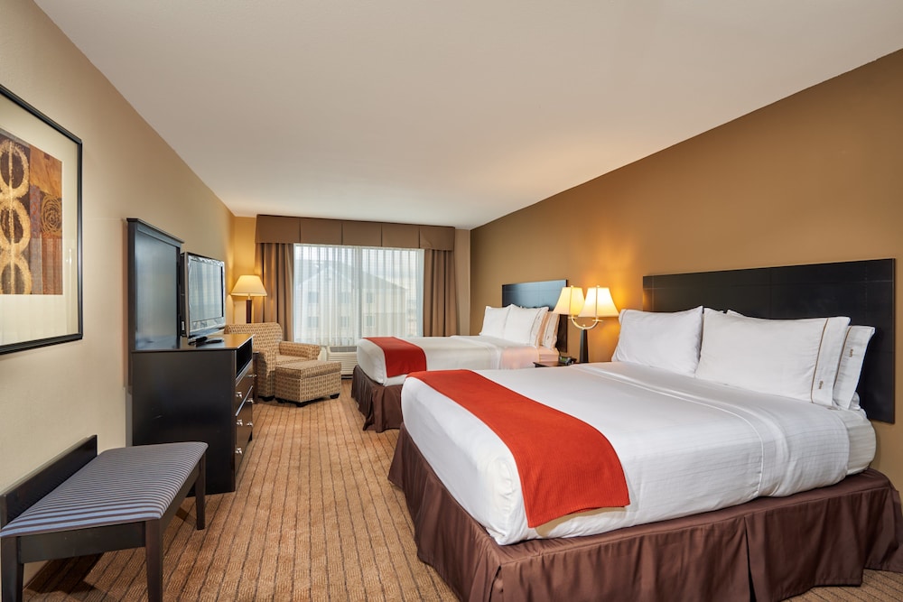 holiday inn express and suites el paso airport by ihg