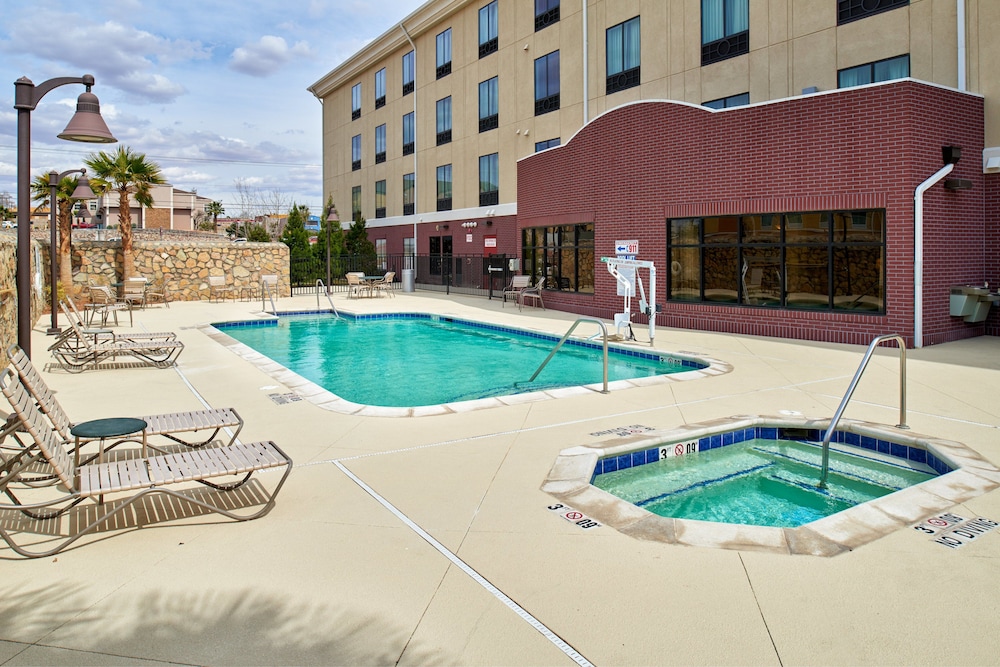 holiday inn express and suites el paso airport by ihg
