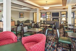 holiday inn express and suites el paso airport by ihg