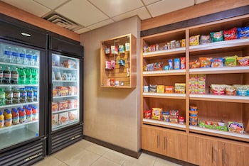 Holiday Inn Express & Suites El Paso Airport By Ihg,Texas>>El Paso,3 star
