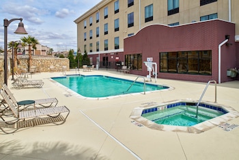 Holiday Inn Express & Suites El Paso Airport By Ihg,Texas>>El Paso,3 star