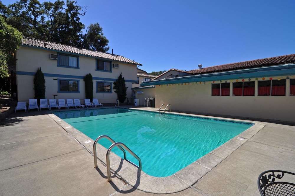 Marinwood Inn & Suites,San Francisco>>Novato,2 star