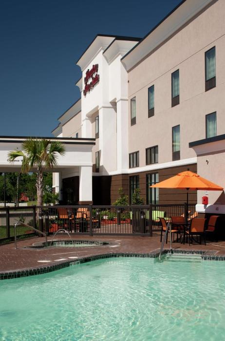 hampton inn and suites marksville