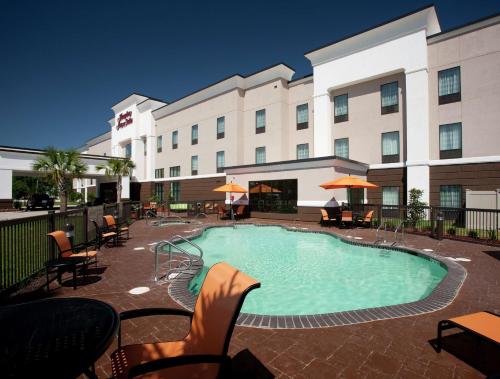 hampton inn and suites marksville