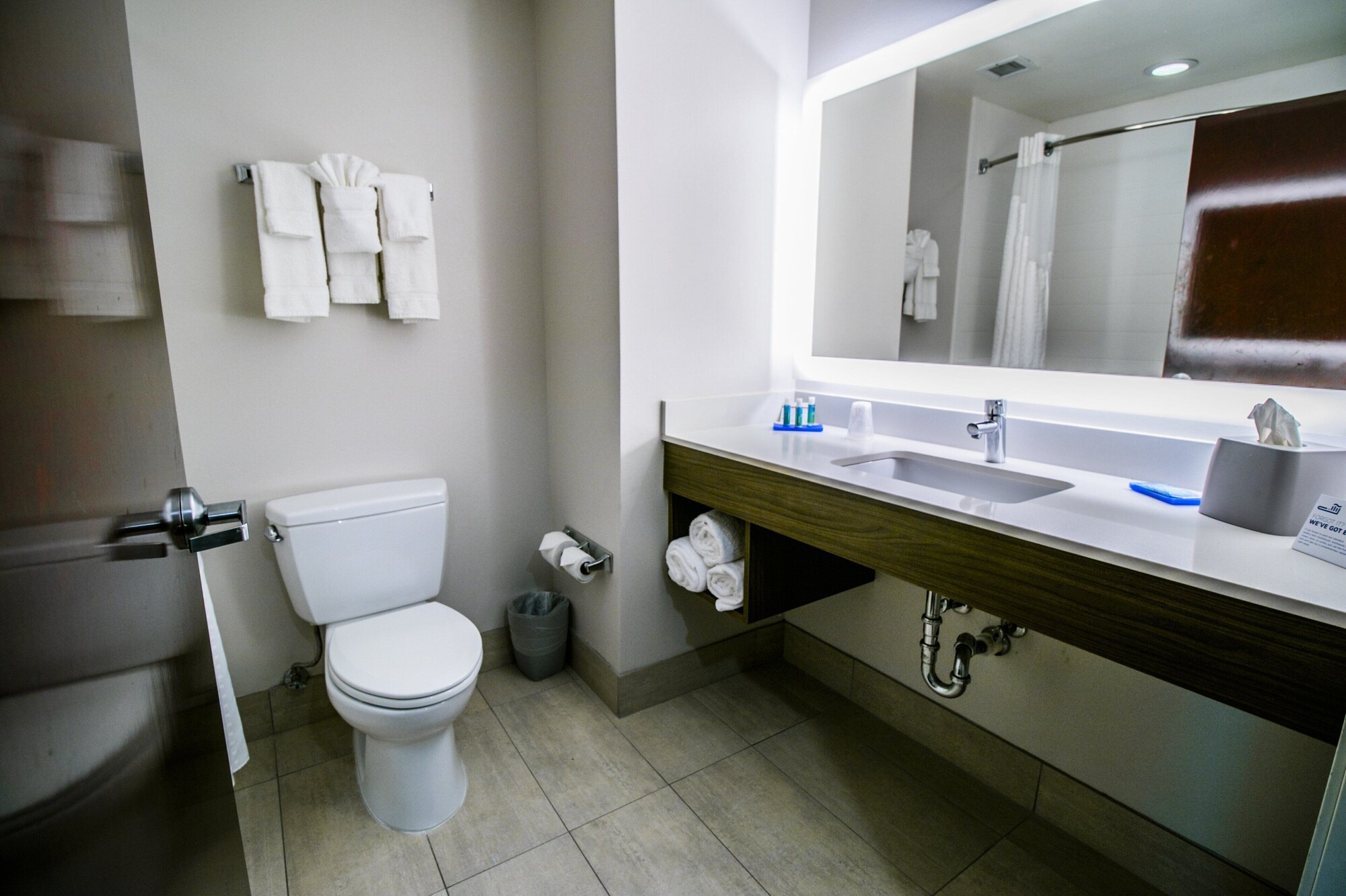holiday inn express hotel and suites baton rouge port allen