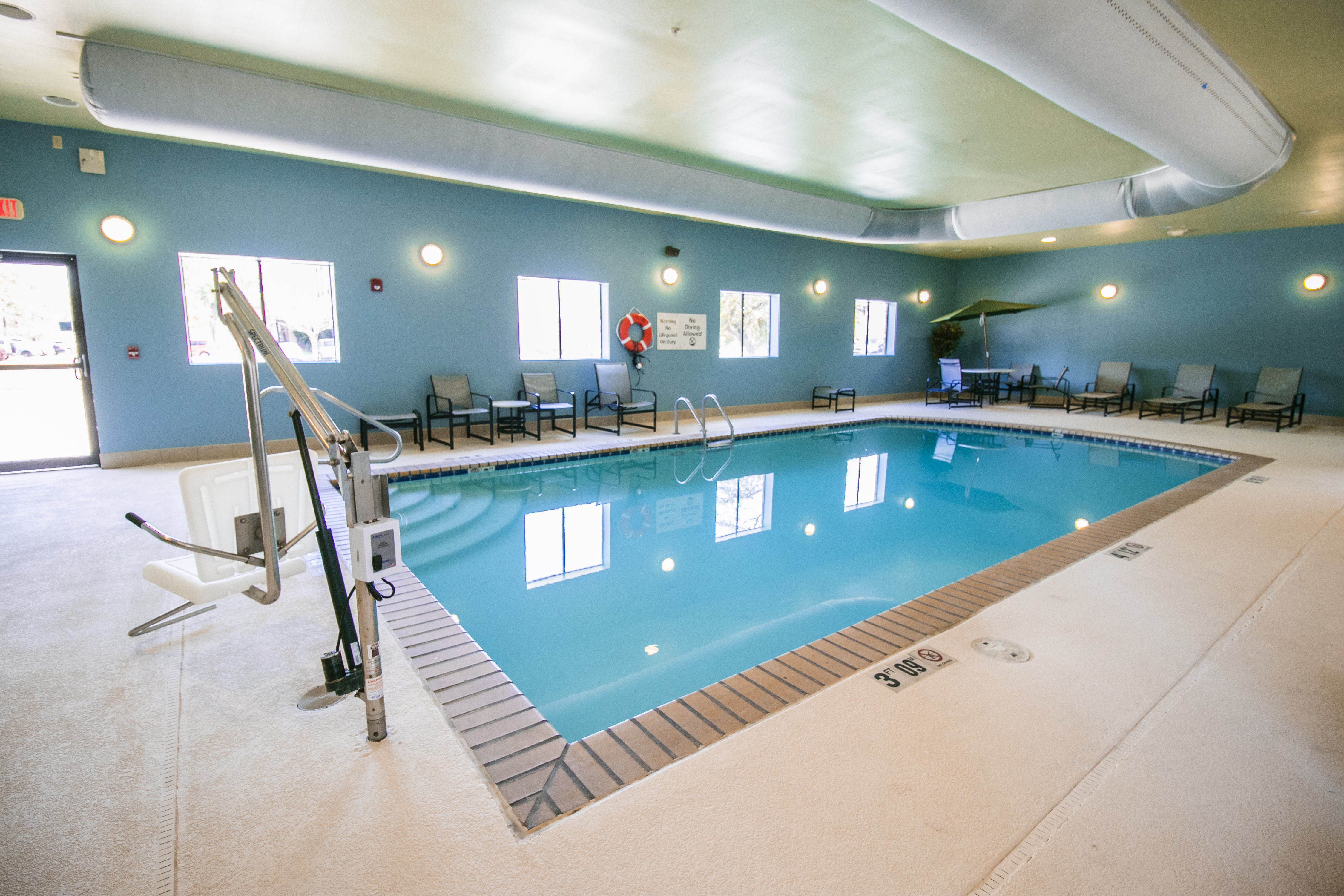 holiday inn express hotel and suites baton rouge port allen