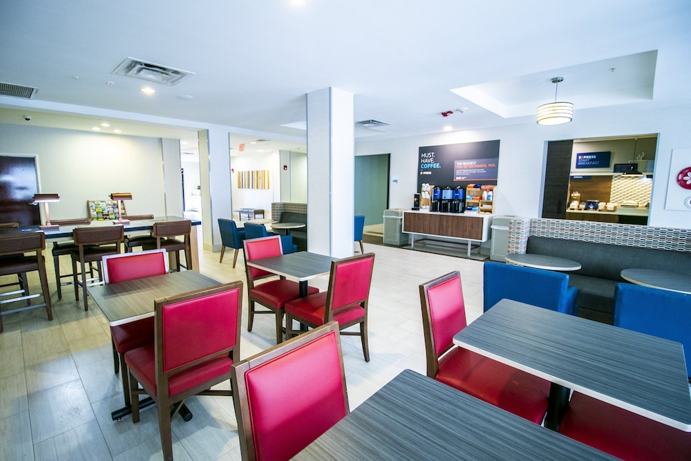 holiday inn express hotel and suites baton rouge port allen