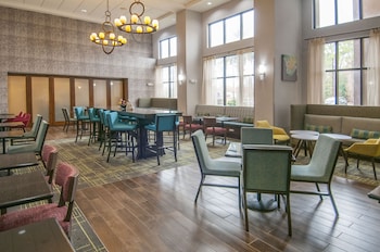 Hampton Inn & Suites Baton Rouge/Port Allen,East Baton Rouge Parish>>Baton Rouge,3 star