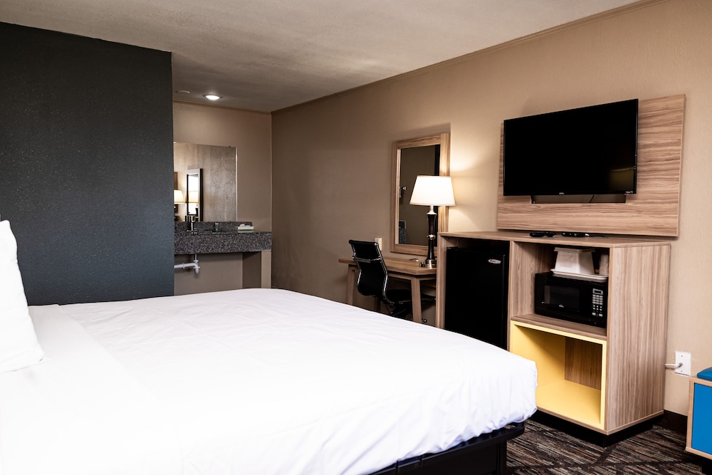 days inn by wyndham batesville ar