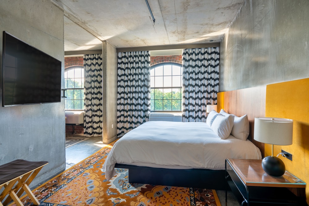 the loom hotel tapestry collection by hilton