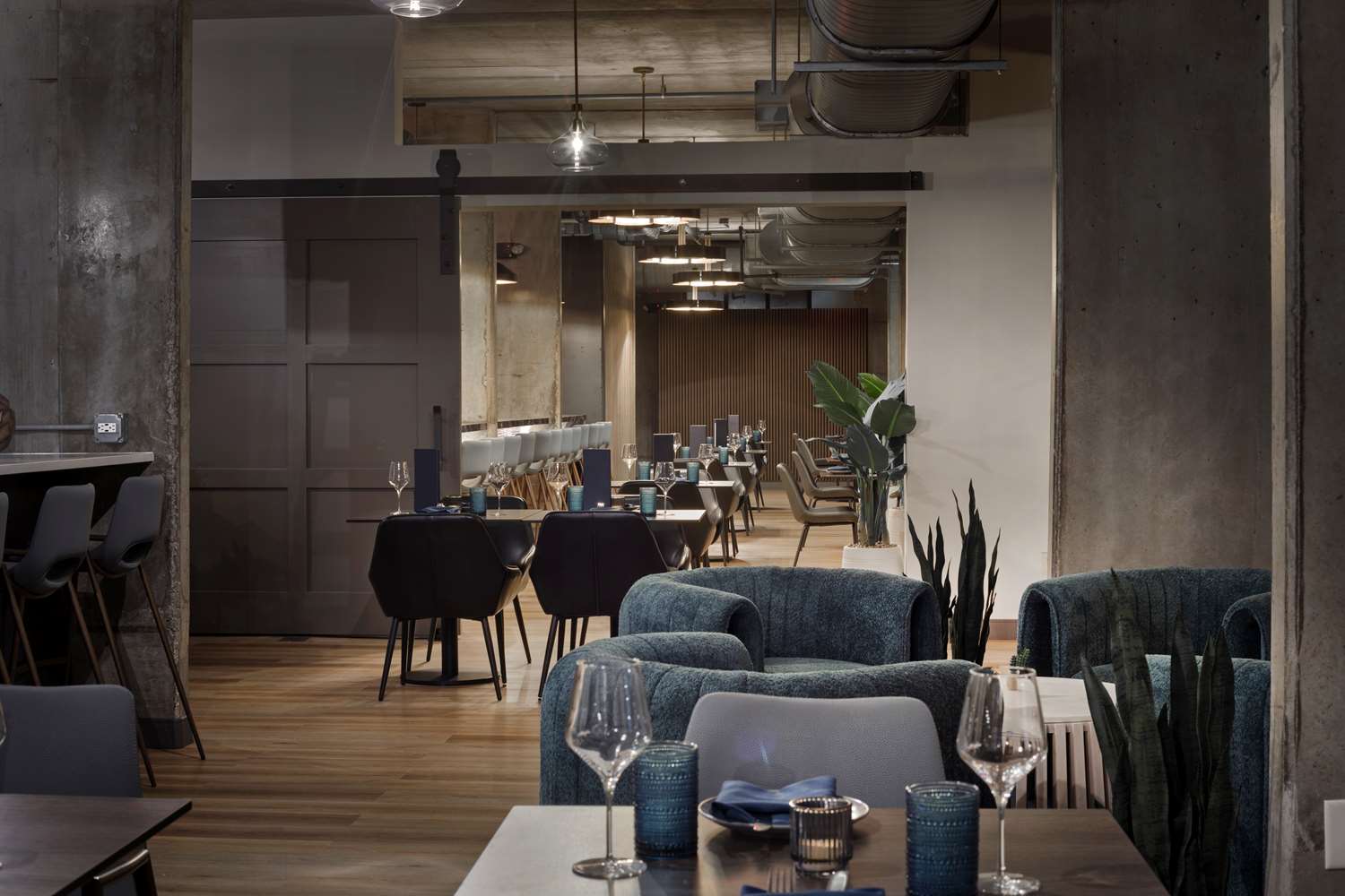 the loom hotel tapestry collection by hilton