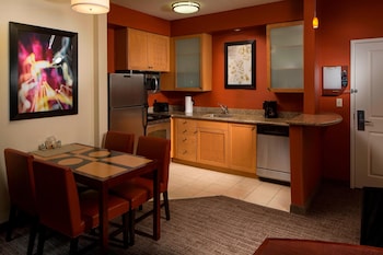 Residence Inn By Marriott Melbourne,Melbourne>>Brevard County,3 star