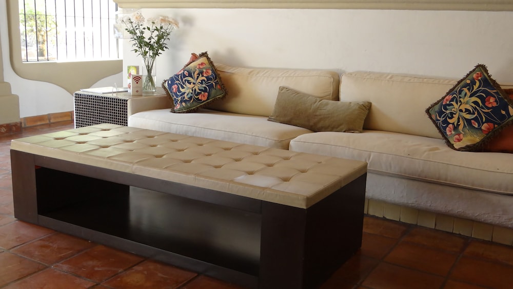 hacienda del lago boutique hotel