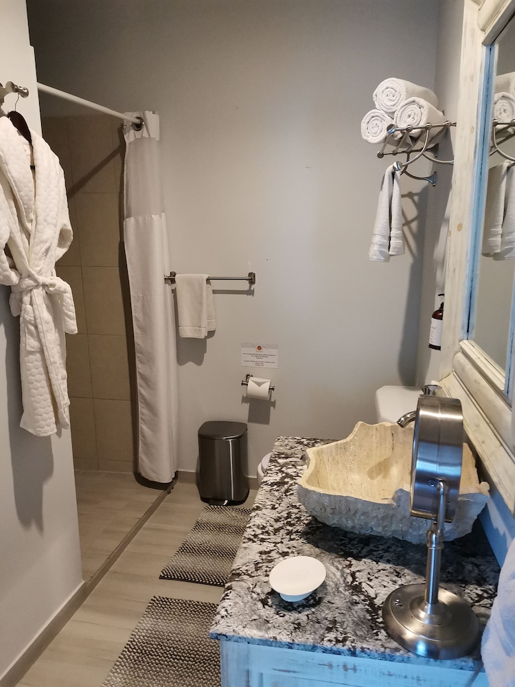 hacienda del lago boutique hotel