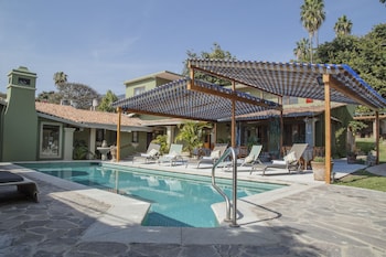 hacienda del lago boutique hotel