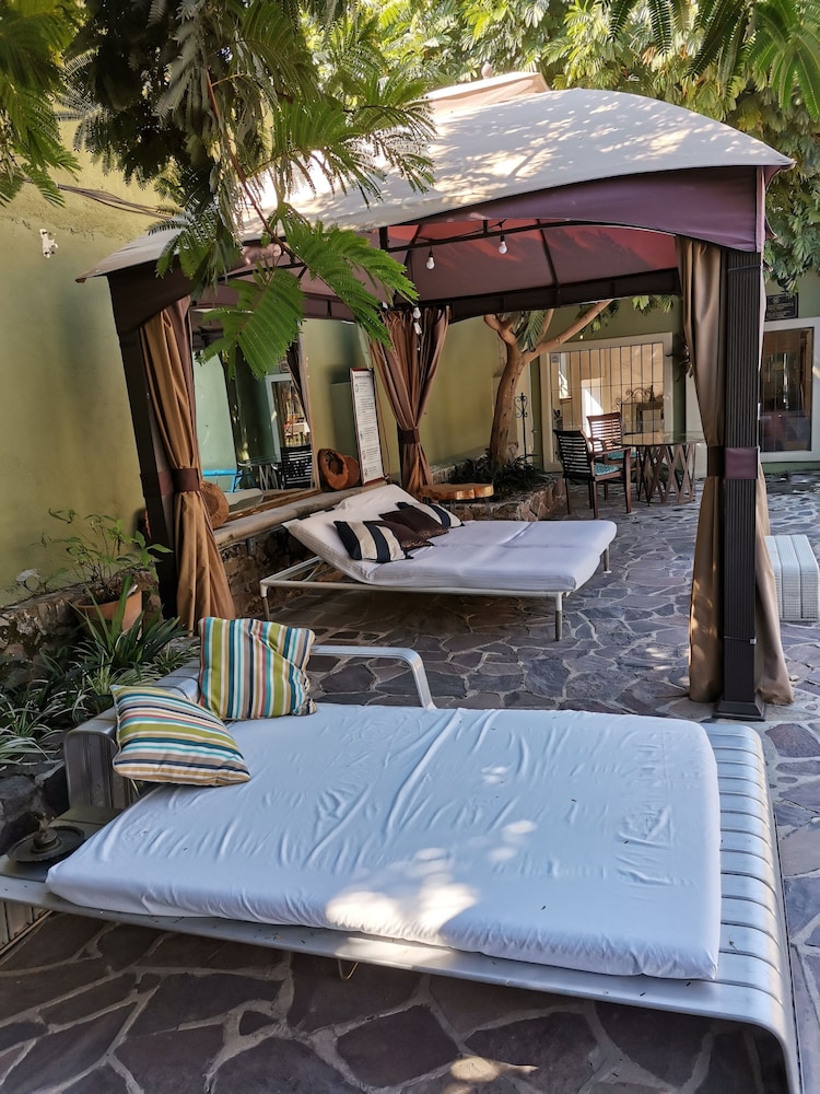 hacienda del lago boutique hotel