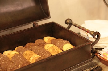 shangrila boutique hotel