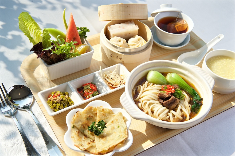 shangrila boutique hotel