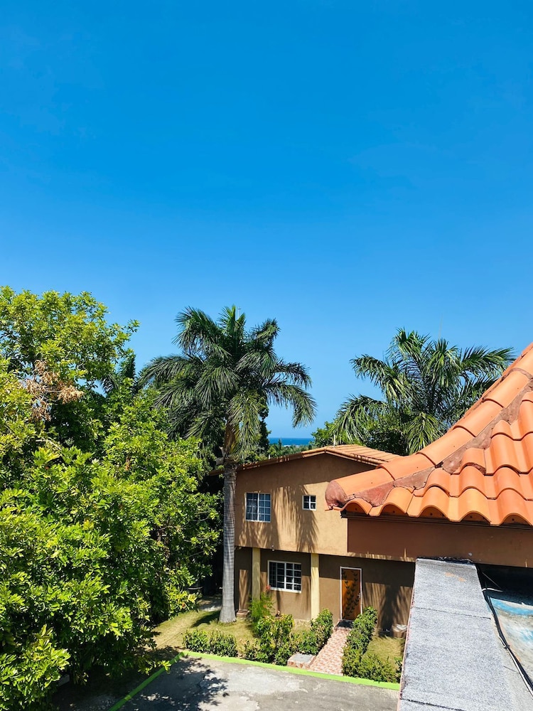 paradise montego bay beachfront villa