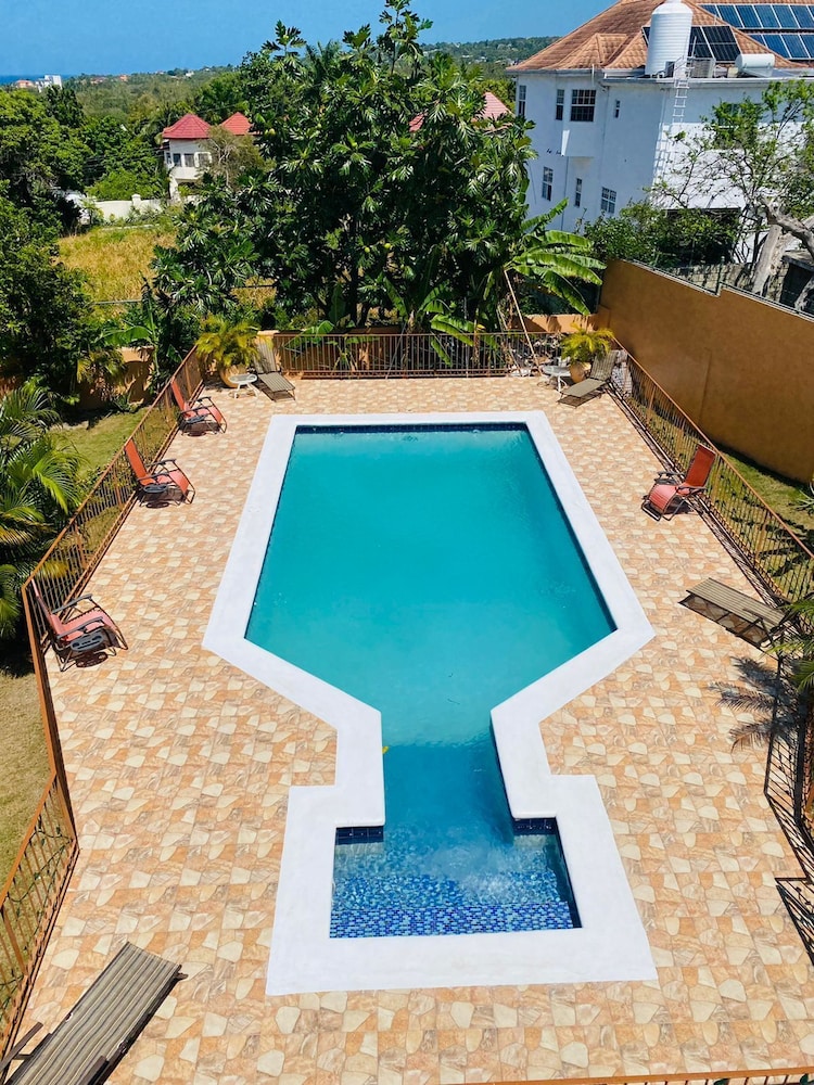 paradise montego bay beachfront villa