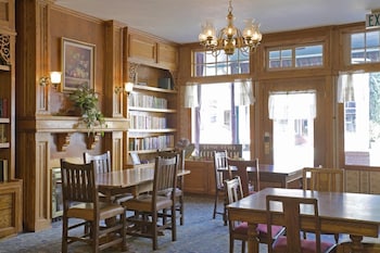 americas best value inn and suites royal carriage