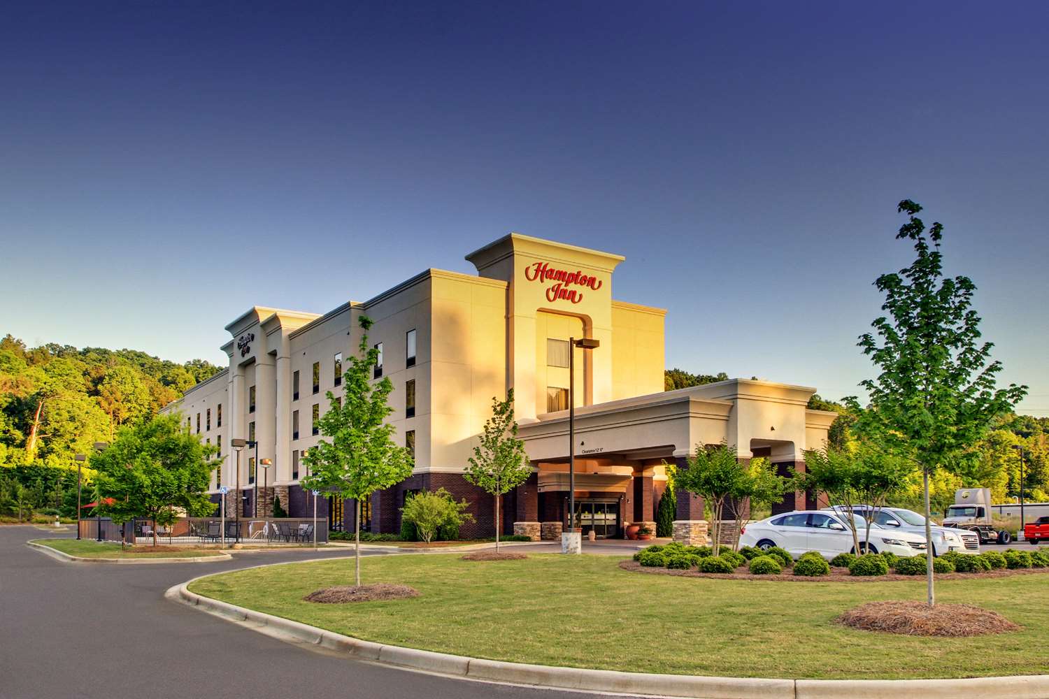 hampton inn birmingham leeds