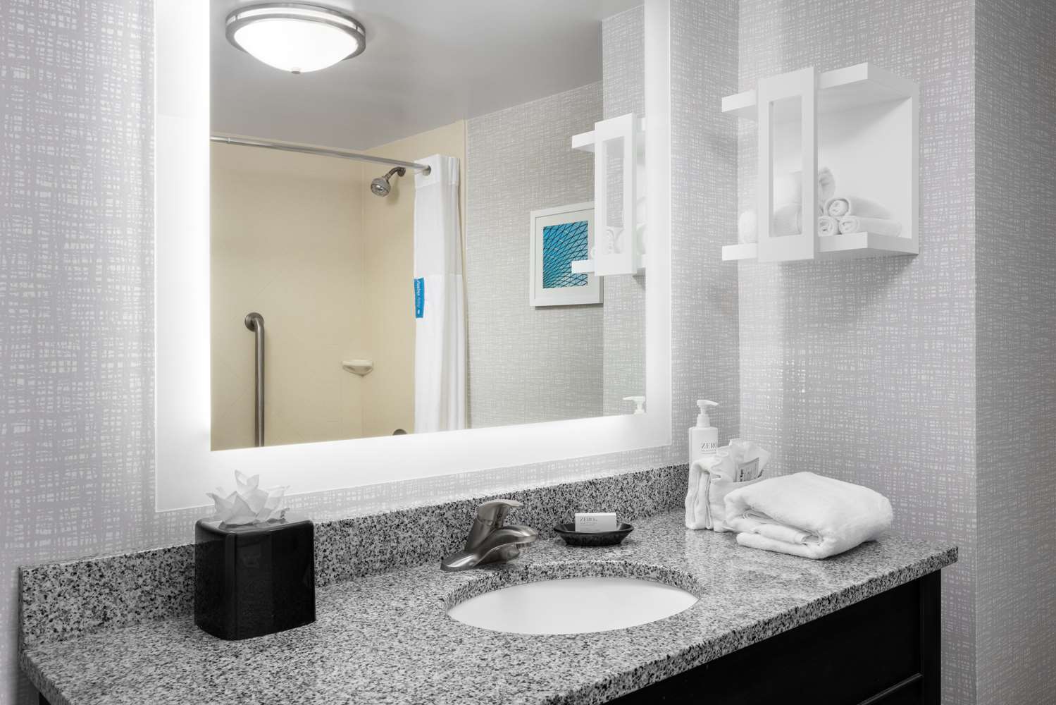 hampton inn and suites birmingham 280 east eagle point