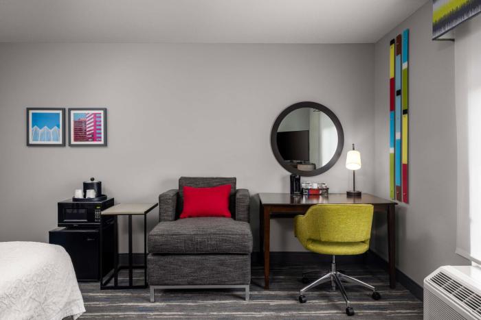 hampton inn and suites birmingham 280 east eagle point
