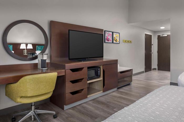 hampton inn birmingham i 65 lakeshore drive