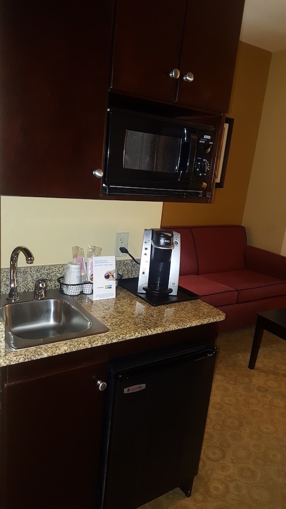 holiday inn express pensacola west navy base by ihg