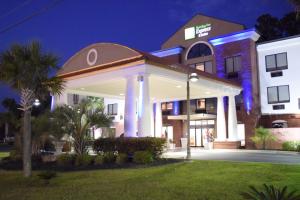 holiday inn express and suites pensacola west i 10