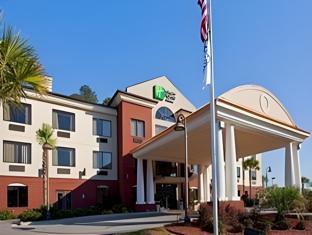 holiday inn express and suites pensacola west i 10
